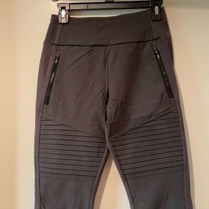 Athleta Headlands Hybrid Moto Tight - Green